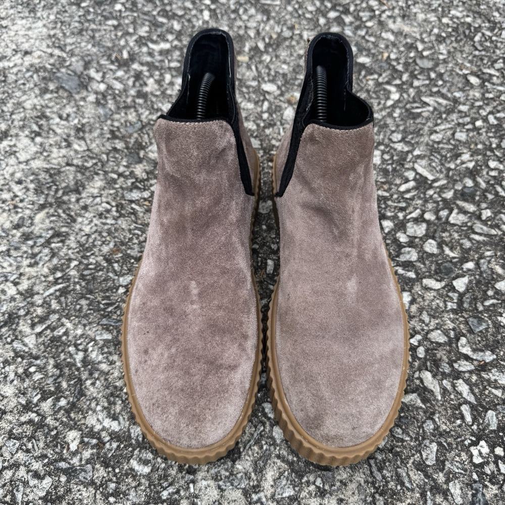 J Slides Chelsea Sneaker Bootie Women's 8.5 Taupe Suede With Platform Gum Sole - Picture 2 of 9